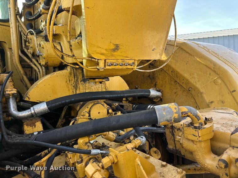 image for item FK1542 1987 Caterpillar 627E conventional scraper 