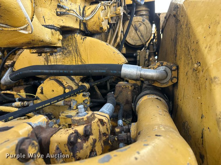 image for item FK1542 1987 Caterpillar 627E conventional scraper 