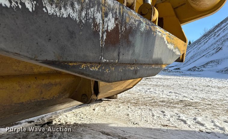 image for item FK1542 1987 Caterpillar 627E conventional scraper 