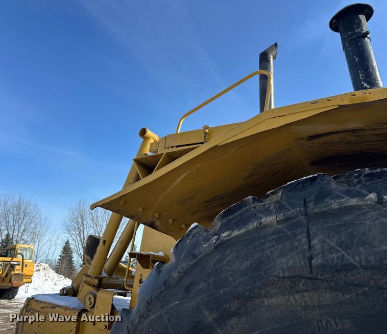 image for item FK1542 1987 Caterpillar 627E conventional scraper 