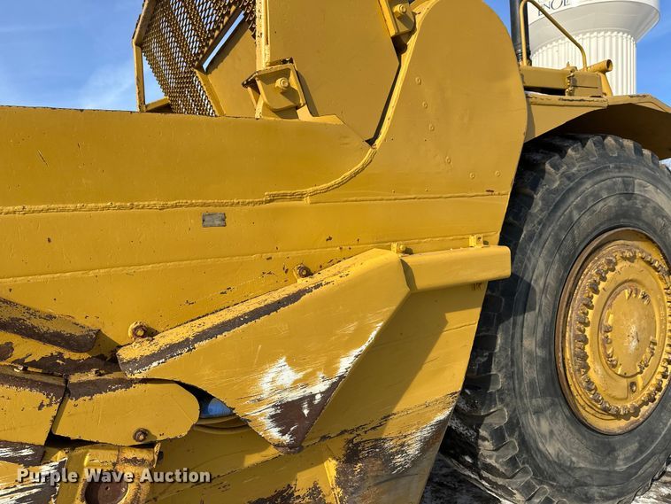 image for item FK1542 1987 Caterpillar 627E conventional scraper 