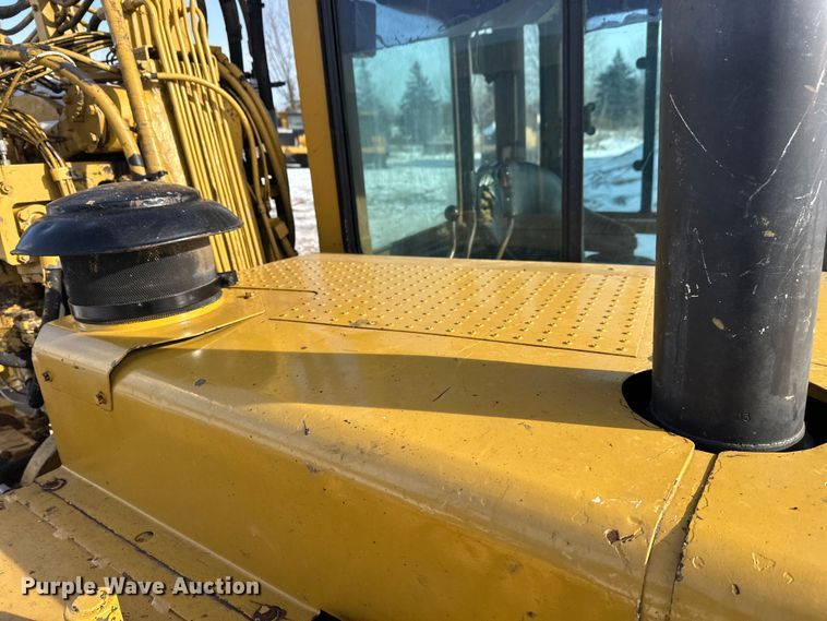 image for item FK1542 1987 Caterpillar 627E conventional scraper 