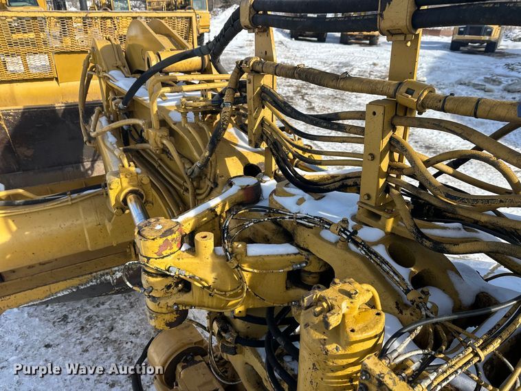 image for item FK1542 1987 Caterpillar 627E conventional scraper 