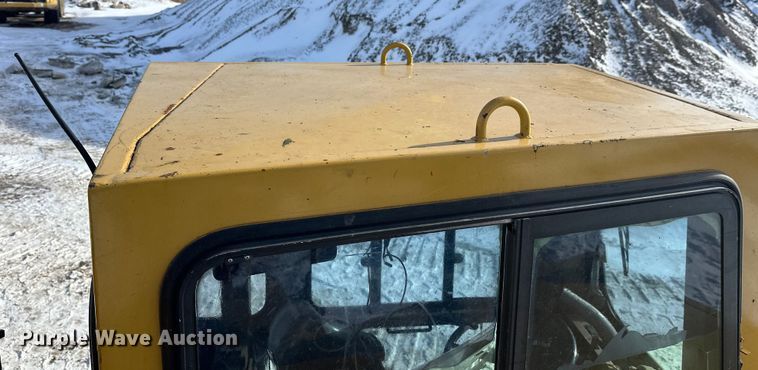 image for item FK1542 1987 Caterpillar 627E conventional scraper 