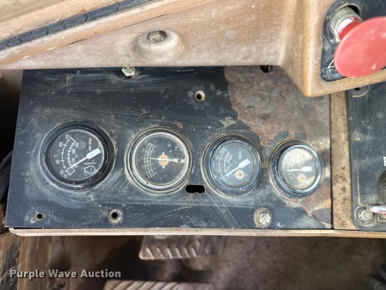 image for item FK1542 1987 Caterpillar 627E conventional scraper 