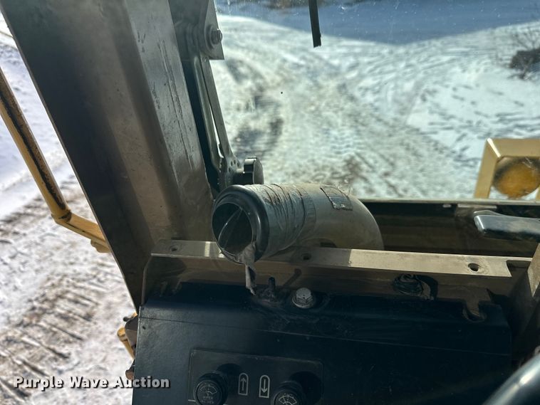 image for item FK1542 1987 Caterpillar 627E conventional scraper 