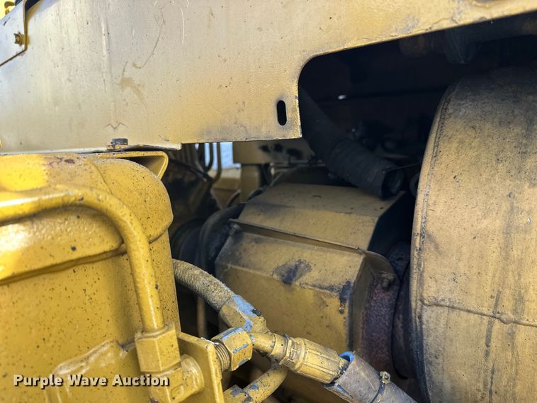 image for item FK1542 1987 Caterpillar 627E conventional scraper 