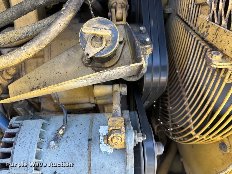 image for item FK1542 1987 Caterpillar 627E conventional scraper 