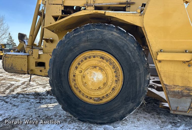 image for item FK1542 1987 Caterpillar 627E conventional scraper 