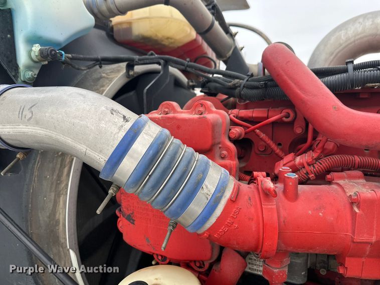 image for item FK1543 2015 Peterbilt 389 semi truck