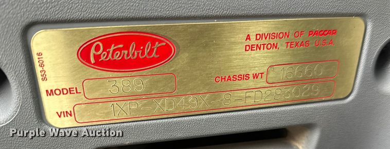 image for item FK1543 2015 Peterbilt 389 semi truck