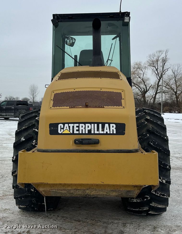 image for item FK1544 2010 Caterpillar CP56 single drum vibratory roller