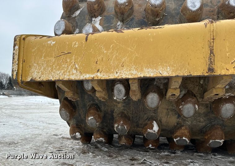 image for item FK1544 2010 Caterpillar CP56 single drum vibratory roller