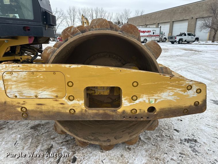 image for item FK1544 2010 Caterpillar CP56 single drum vibratory roller