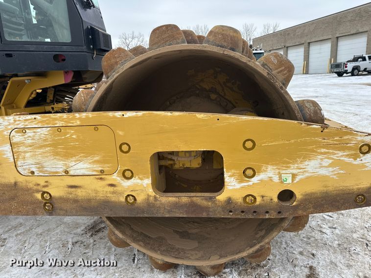 image for item FK1544 2010 Caterpillar CP56 single drum vibratory roller