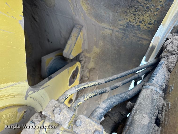 image for item FK1544 2010 Caterpillar CP56 single drum vibratory roller