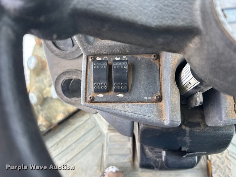 image for item FK1544 2010 Caterpillar CP56 single drum vibratory roller