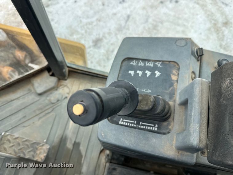 image for item FK1544 2010 Caterpillar CP56 single drum vibratory roller