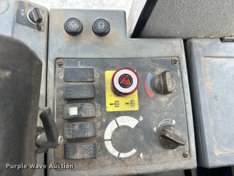 image for item FK1544 2010 Caterpillar CP56 single drum vibratory roller