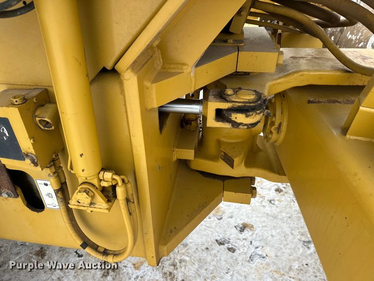 image for item FK1545 Caterpillar CS54 single drum vibratory roller