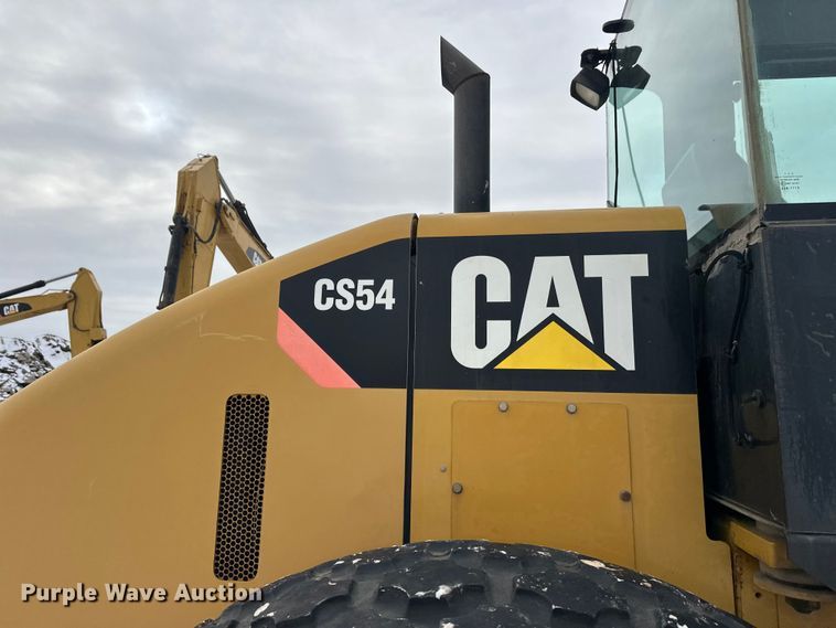 image for item FK1545 Caterpillar CS54 single drum vibratory roller