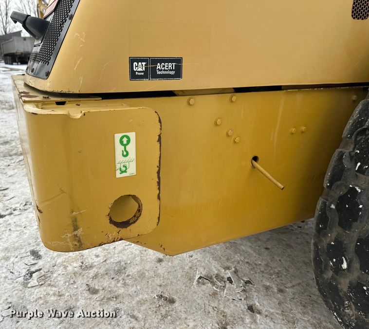 image for item FK1545 Caterpillar CS54 single drum vibratory roller