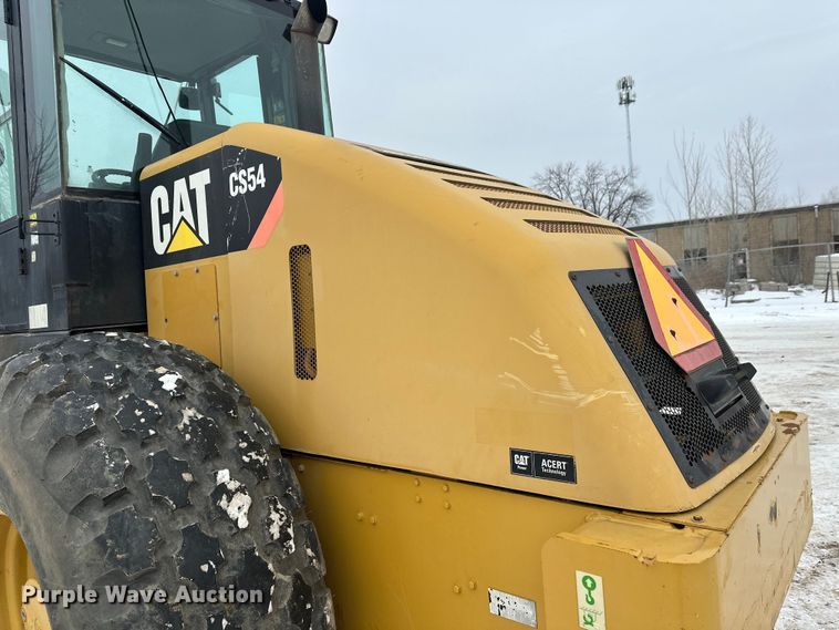 image for item FK1545 Caterpillar CS54 single drum vibratory roller