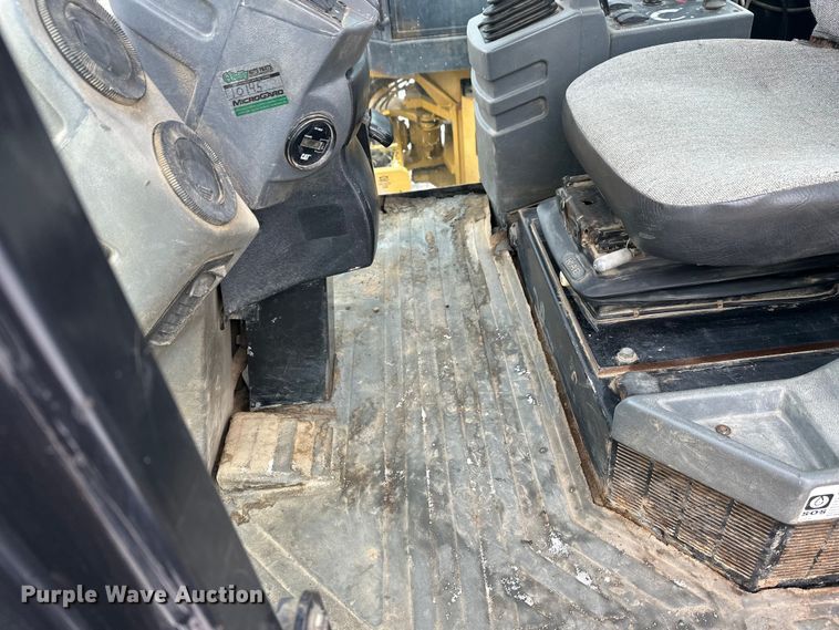 image for item FK1545 Caterpillar CS54 single drum vibratory roller