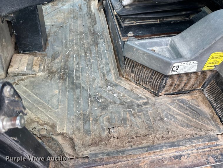 image for item FK1545 Caterpillar CS54 single drum vibratory roller