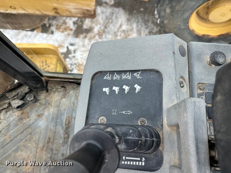 image for item FK1545 Caterpillar CS54 single drum vibratory roller