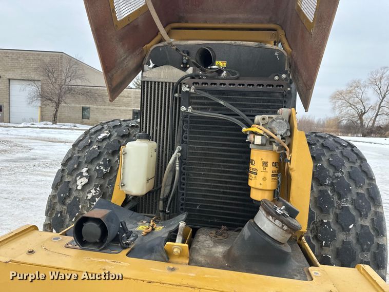 image for item FK1545 Caterpillar CS54 single drum vibratory roller