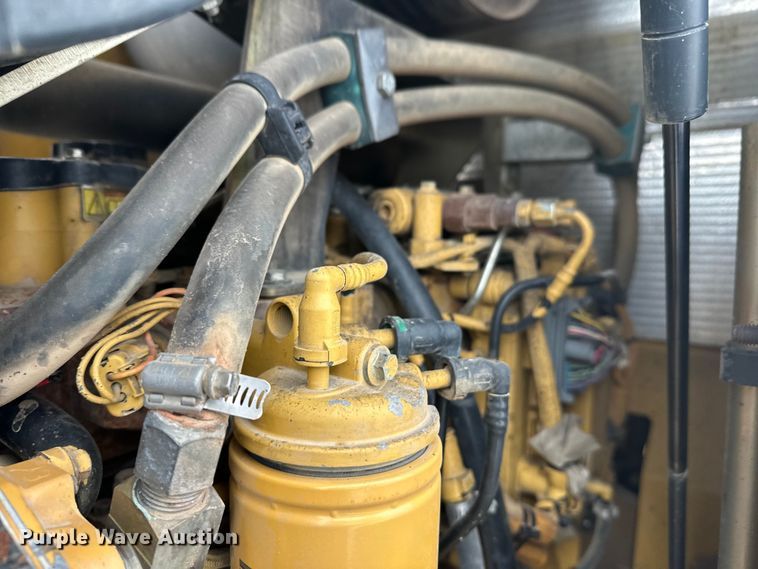 image for item FK1545 Caterpillar CS54 single drum vibratory roller