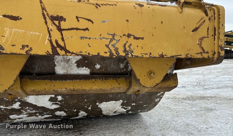 image for item FK1546 2008 Caterpillar CS56 single drum vibratory roller