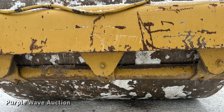 image for item FK1546 2008 Caterpillar CS56 single drum vibratory roller