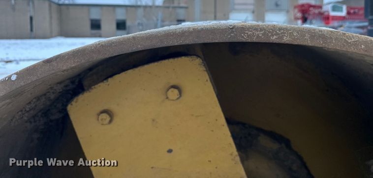 image for item FK1546 2008 Caterpillar CS56 single drum vibratory roller