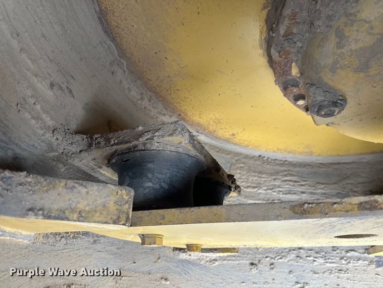 image for item FK1546 2008 Caterpillar CS56 single drum vibratory roller