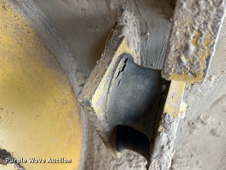 image for item FK1546 2008 Caterpillar CS56 single drum vibratory roller