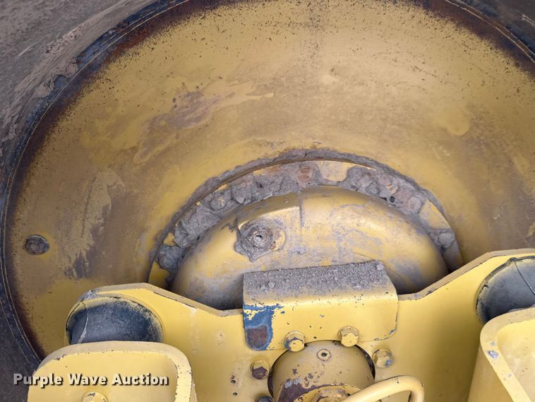 image for item FK1546 2008 Caterpillar CS56 single drum vibratory roller