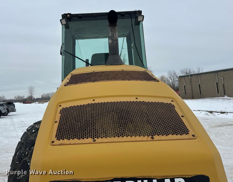 image for item FK1546 2008 Caterpillar CS56 single drum vibratory roller