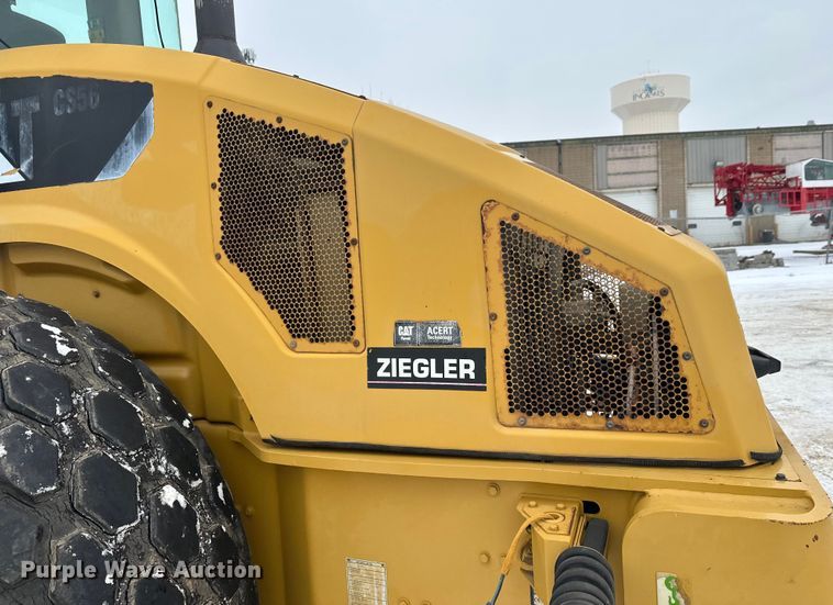 image for item FK1546 2008 Caterpillar CS56 single drum vibratory roller