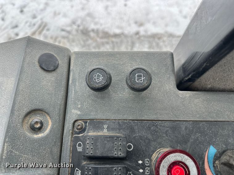 image for item FK1546 2008 Caterpillar CS56 single drum vibratory roller