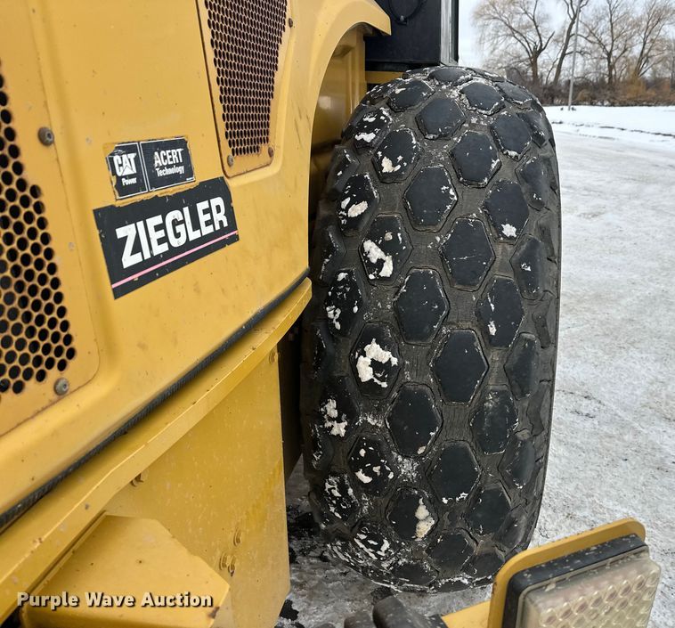 image for item FK1546 2008 Caterpillar CS56 single drum vibratory roller