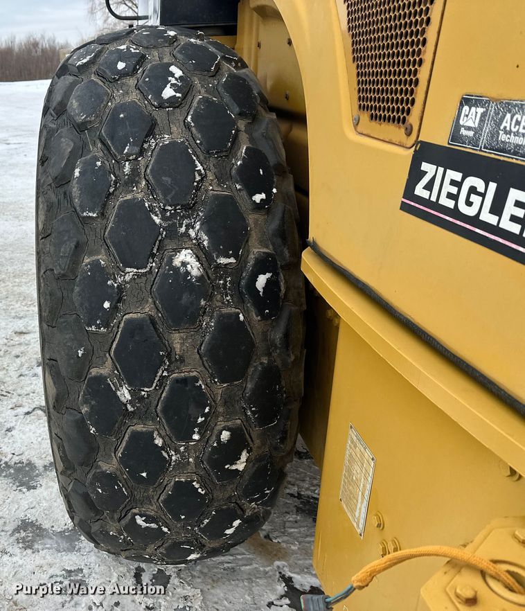 image for item FK1546 2008 Caterpillar CS56 single drum vibratory roller