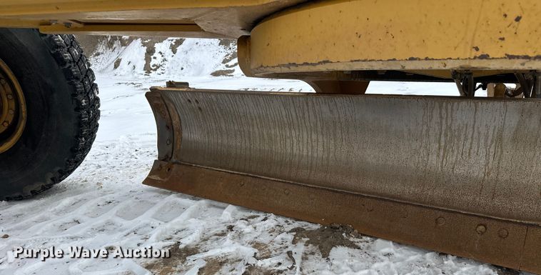 image for item FK1548 2011 Caterpillar 140M2 VHP Plus motor grader