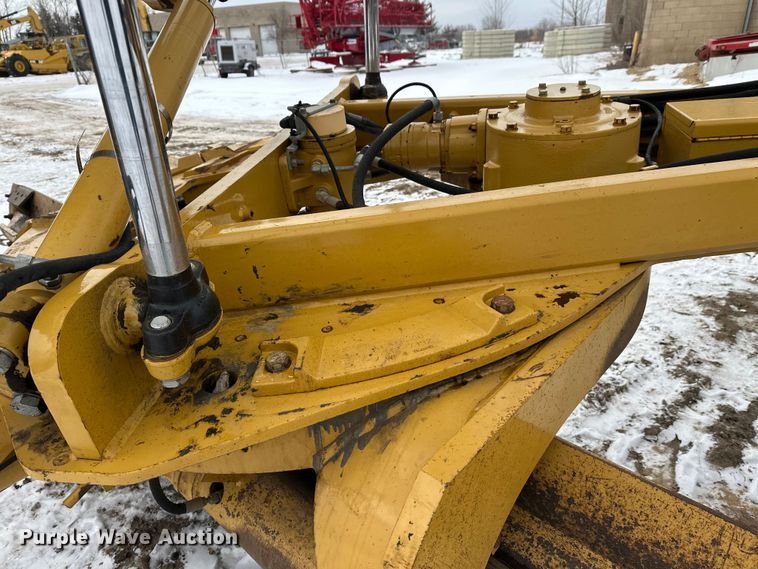 image for item FK1548 2011 Caterpillar 140M2 VHP Plus motor grader