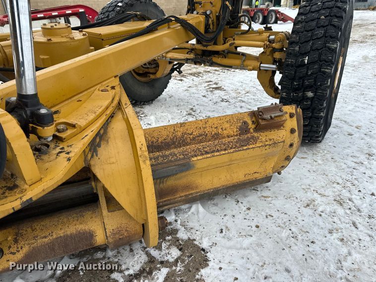 image for item FK1548 2011 Caterpillar 140M2 VHP Plus motor grader