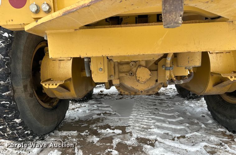 image for item FK1548 2011 Caterpillar 140M2 VHP Plus motor grader