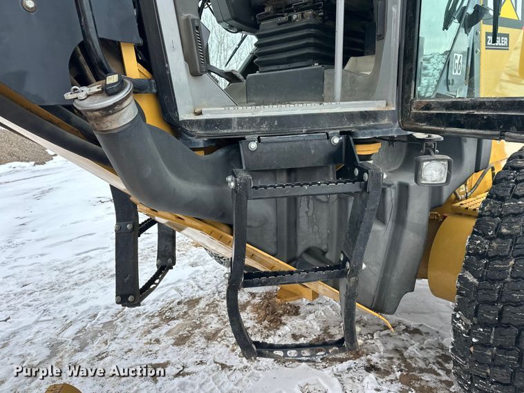 image for item FK1548 2011 Caterpillar 140M2 VHP Plus motor grader