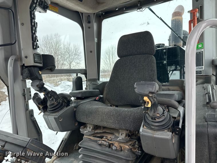 image for item FK1548 2011 Caterpillar 140M2 VHP Plus motor grader