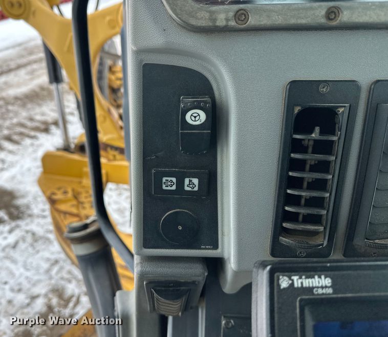 image for item FK1548 2011 Caterpillar 140M2 VHP Plus motor grader